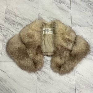 Vintage Higbees Luxurious Brown Fox Collar wrap